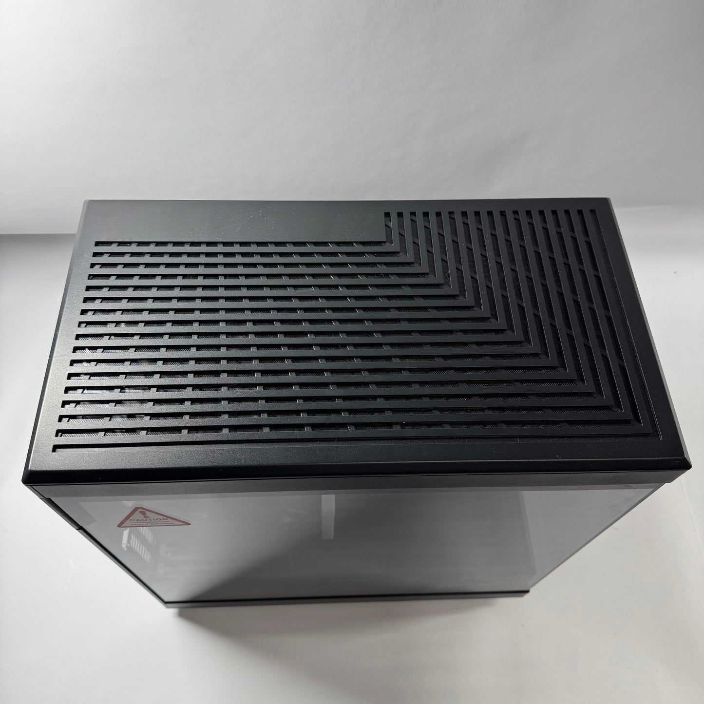 HYTE H5 Flow i7-14700F 4.20GHz 32GB RAM 2TB SSD ZOTAC GeForce RTX 4070