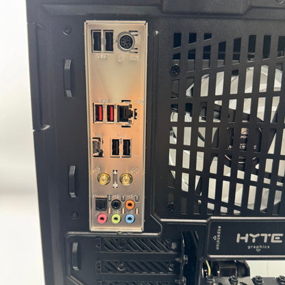 HYTE H5 Flow i7-14700F 4.20GHz 32GB RAM 2TB SSD ZOTAC GeForce RTX 4070