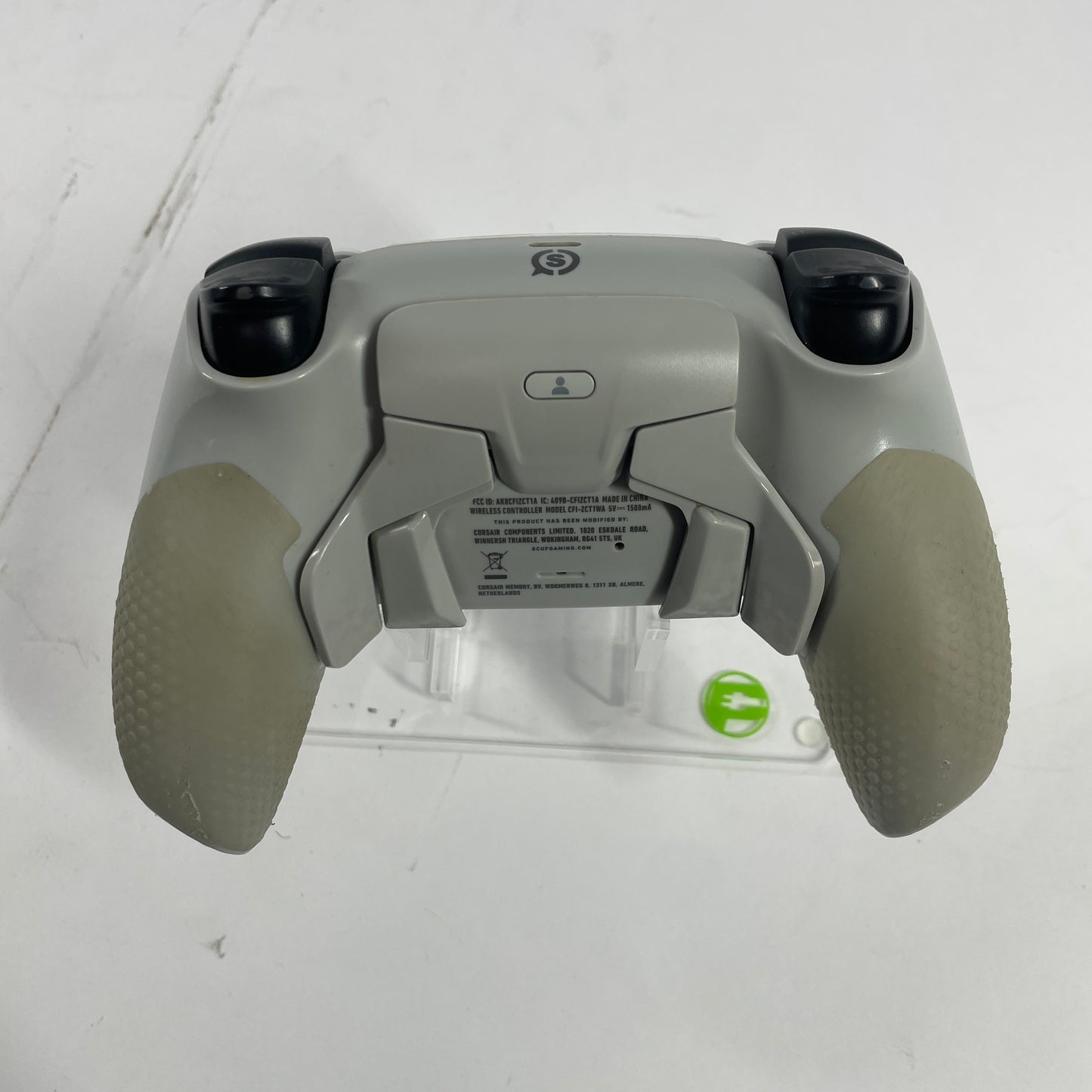 Broken Scuf Reflex FPS Black/White CFI-ZCT1 Controller ps5/pc Stick Drift